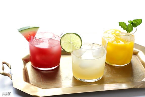 Skinny Margarita + How To Make A Skinny Margarita Bar | gimmesomeoven.com #鸡尾酒#饮料