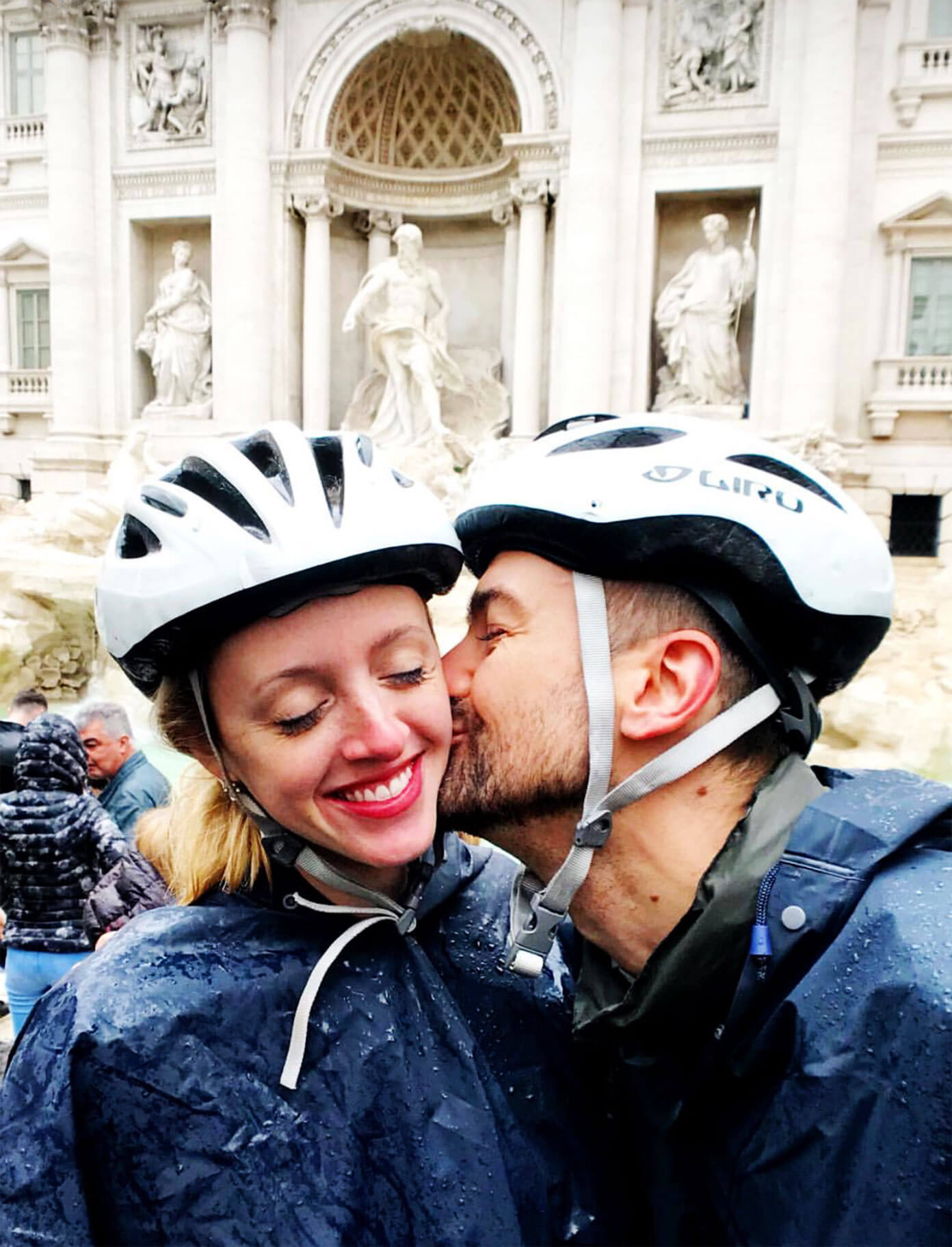 我们在罗马骑自行车旅行的时候顺便去许愿池