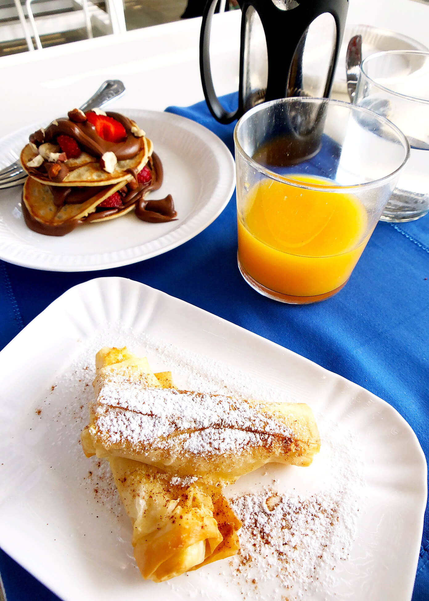在希腊Folegandros的Anemi酒店吃早餐
